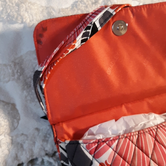 Vera Bradley Pink Floral Crossbody - Picture 3 of 5